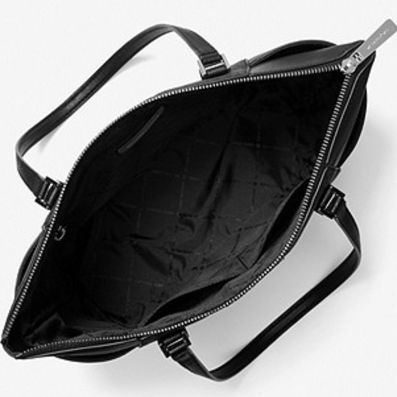 MICHAEL KORS CHARLOTTE LARGE TOP ZIP TOTE BLACK - Picture 2 of 16